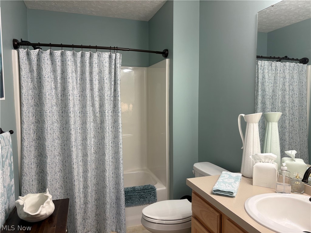 3162 Village Green Drive Westlake OH 44145