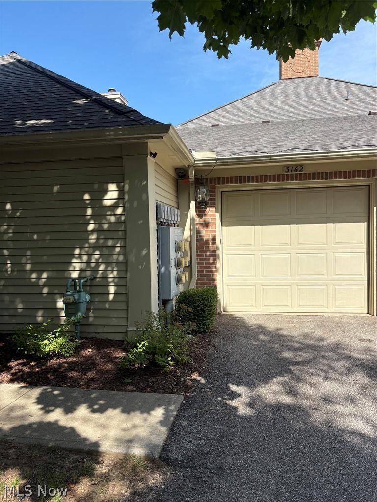 3162 Village Green Drive Westlake OH 44145