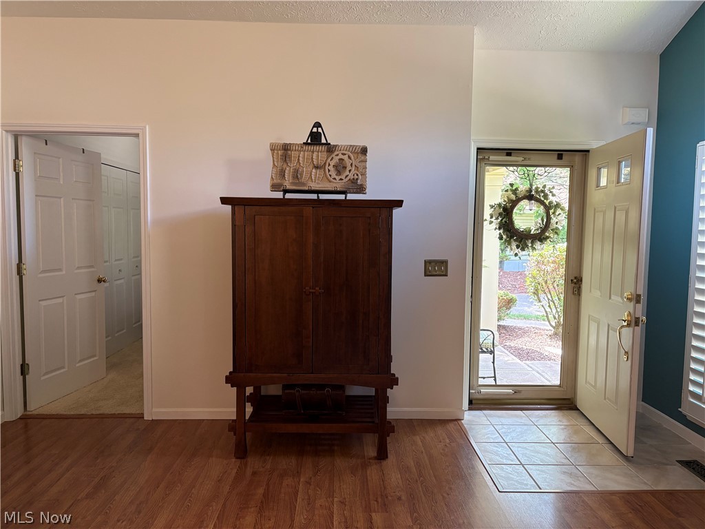 3162 Village Green Drive Westlake OH 44145