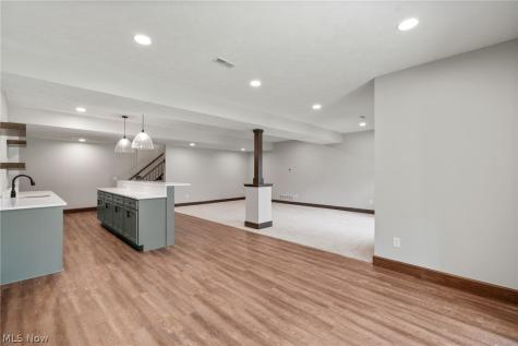 1115 Queen Anne Drive NW Massillon OH 44647