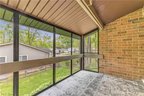 22954 Maple Ridge Road North Olmsted OH 44070