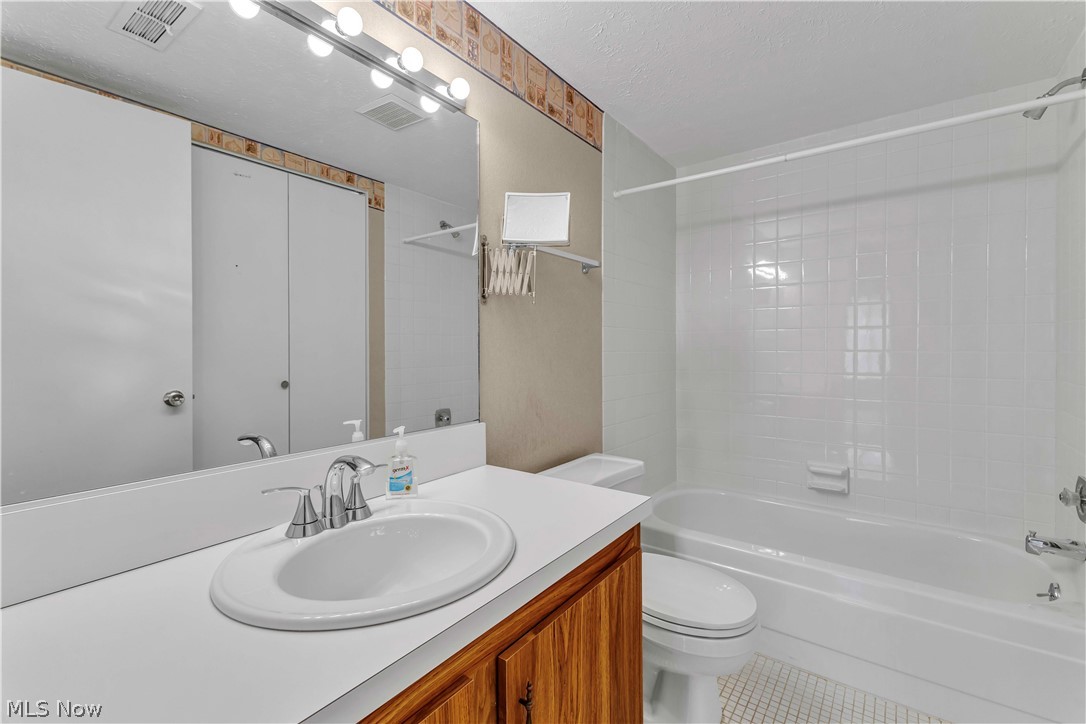 22954 Maple Ridge Road North Olmsted OH 44070
