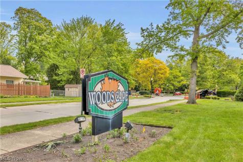 22954 Maple Ridge Road North Olmsted OH 44070