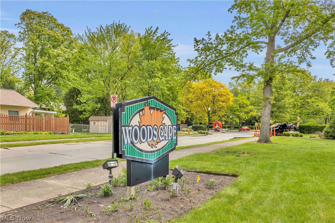 22954 Maple Ridge Road North Olmsted OH 44070