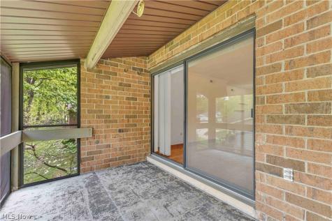 22954 Maple Ridge Road North Olmsted OH 44070