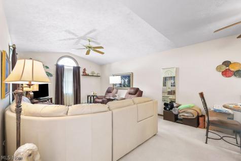 12714 Potomac Place NW Uniontown OH 44685