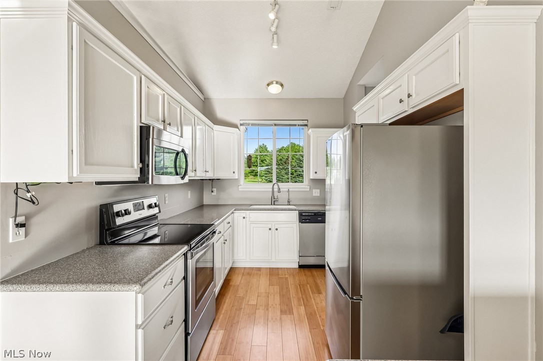 640 Southbay Drive Wadsworth OH 44281