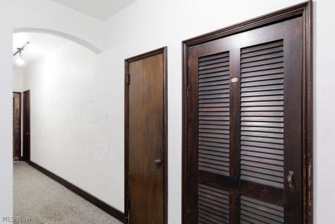 2330 Euclid Heights Boulevard Cleveland OH 44106