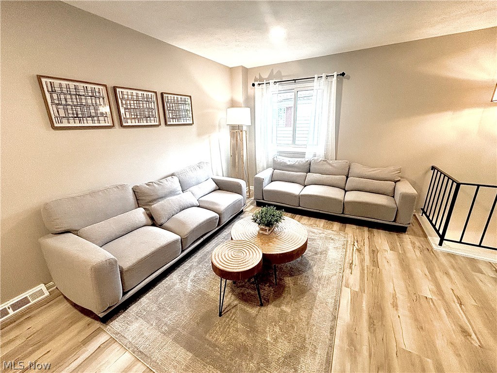 8729 Fox Rest Drive Brecksville OH 44141