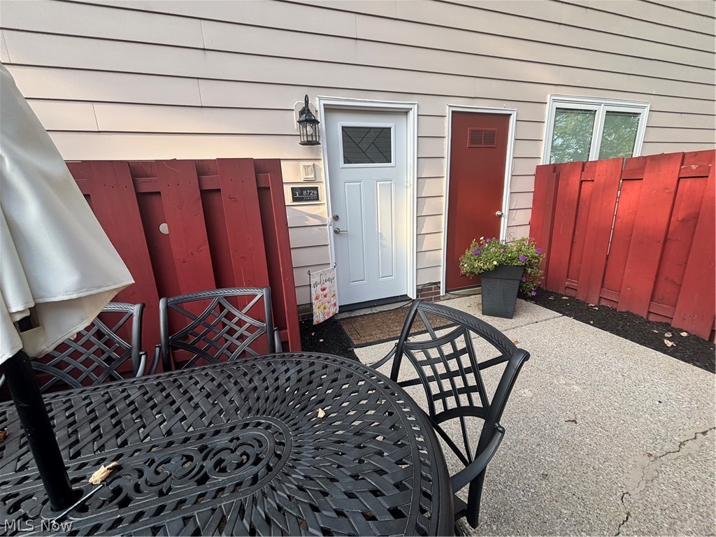 8729 Fox Rest Drive Brecksville OH 44141