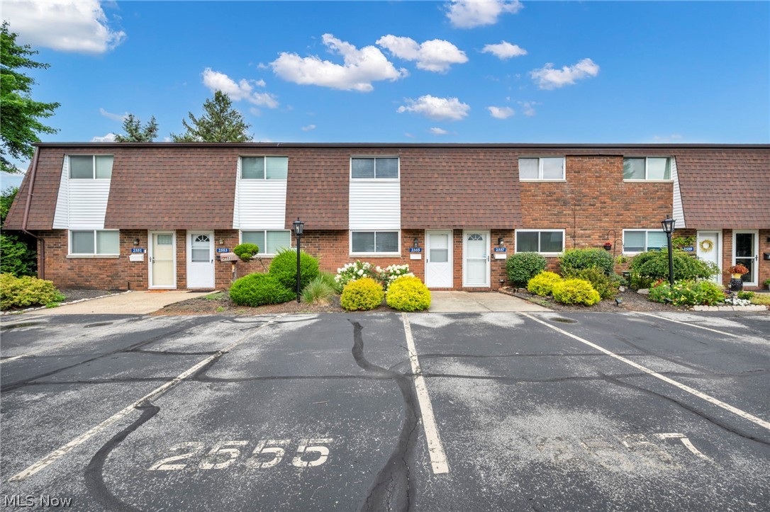 2555 Shakespeare Lane Avon OH 44011