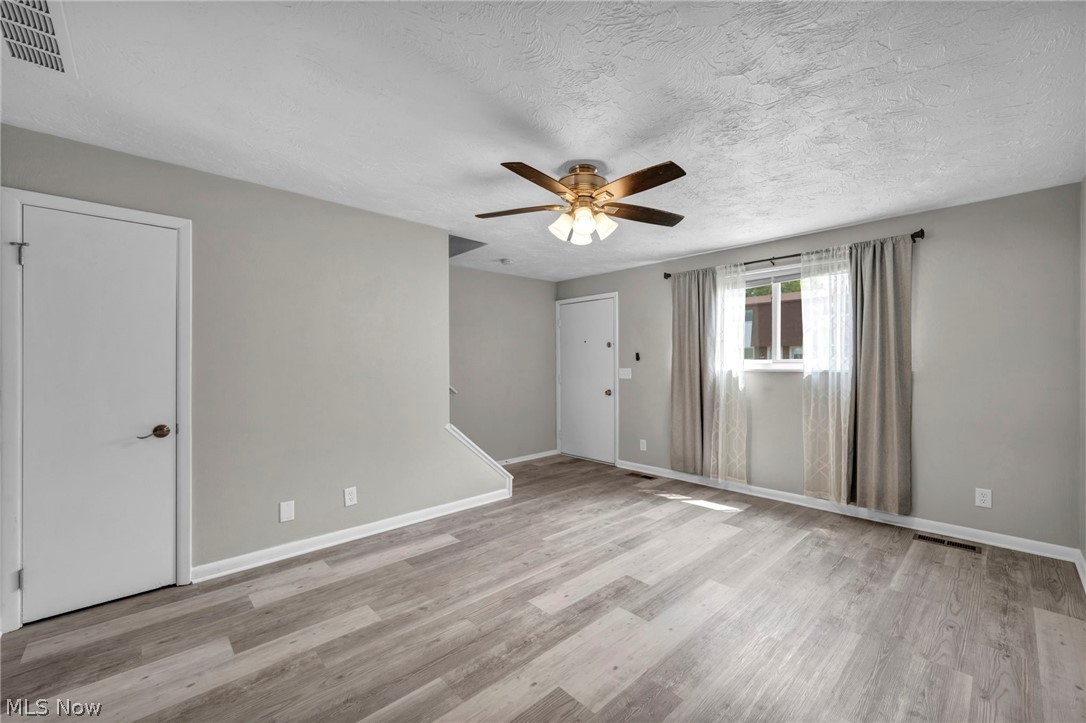 2555 Shakespeare Lane Avon OH 44011