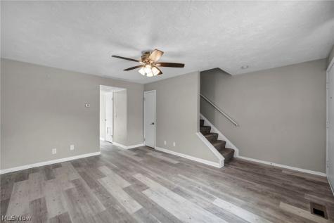 2555 Shakespeare Lane Avon OH 44011