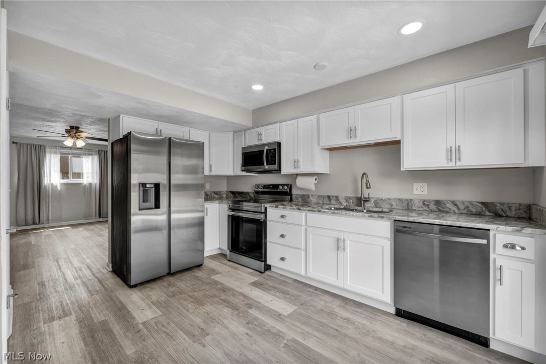 2555 Shakespeare Lane Avon OH 44011
