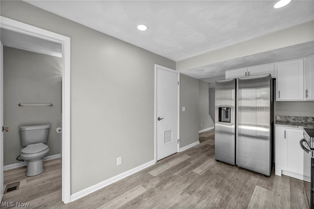 2555 Shakespeare Lane Avon OH 44011