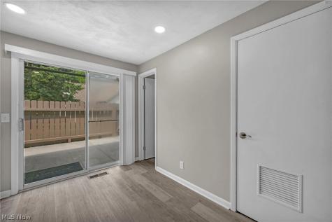 2555 Shakespeare Lane Avon OH 44011