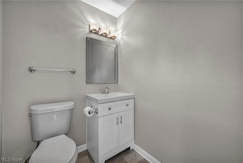 2555 Shakespeare Lane Avon OH 44011