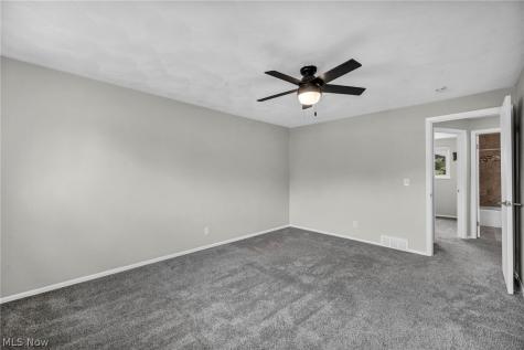 2555 Shakespeare Lane Avon OH 44011