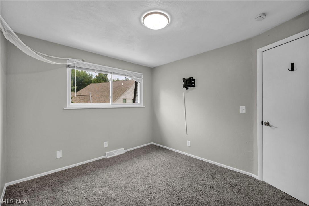 2555 Shakespeare Lane Avon OH 44011