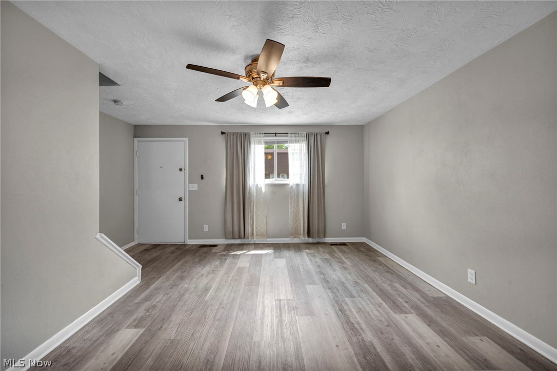 2555 Shakespeare Lane Avon OH 44011