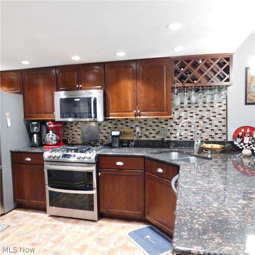 17209 Sun Meadow Trail Strongsville OH 44149