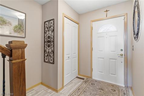 17209 Sun Meadow Trail Strongsville OH 44149
