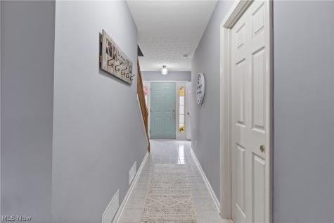 8720 Quailridge Court Macedonia OH 44056