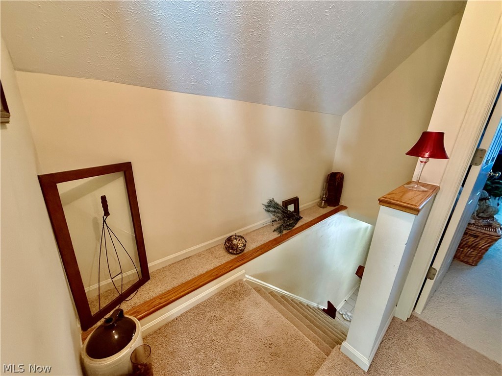 147 Marwyck Place Lane Place Northfield Center OH 44067