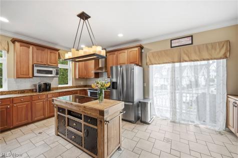 303 Arizona Avenue Lorain OH 44052
