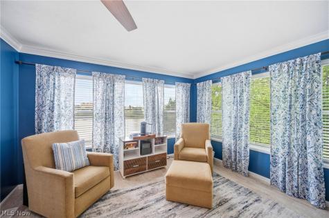 303 Arizona Avenue Lorain OH 44052