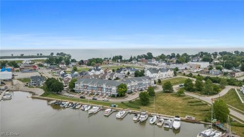 303 Arizona Avenue Lorain OH 44052