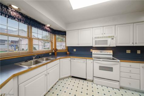 2850 Sherwood Avenue NW Massillon OH 44646