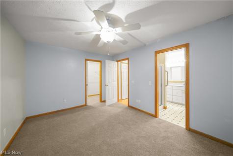 2850 Sherwood Avenue NW Massillon OH 44646