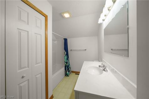 2850 Sherwood Avenue NW Massillon OH 44646
