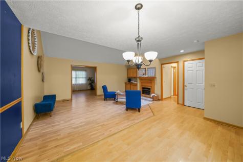2850 Sherwood Avenue NW Massillon OH 44646