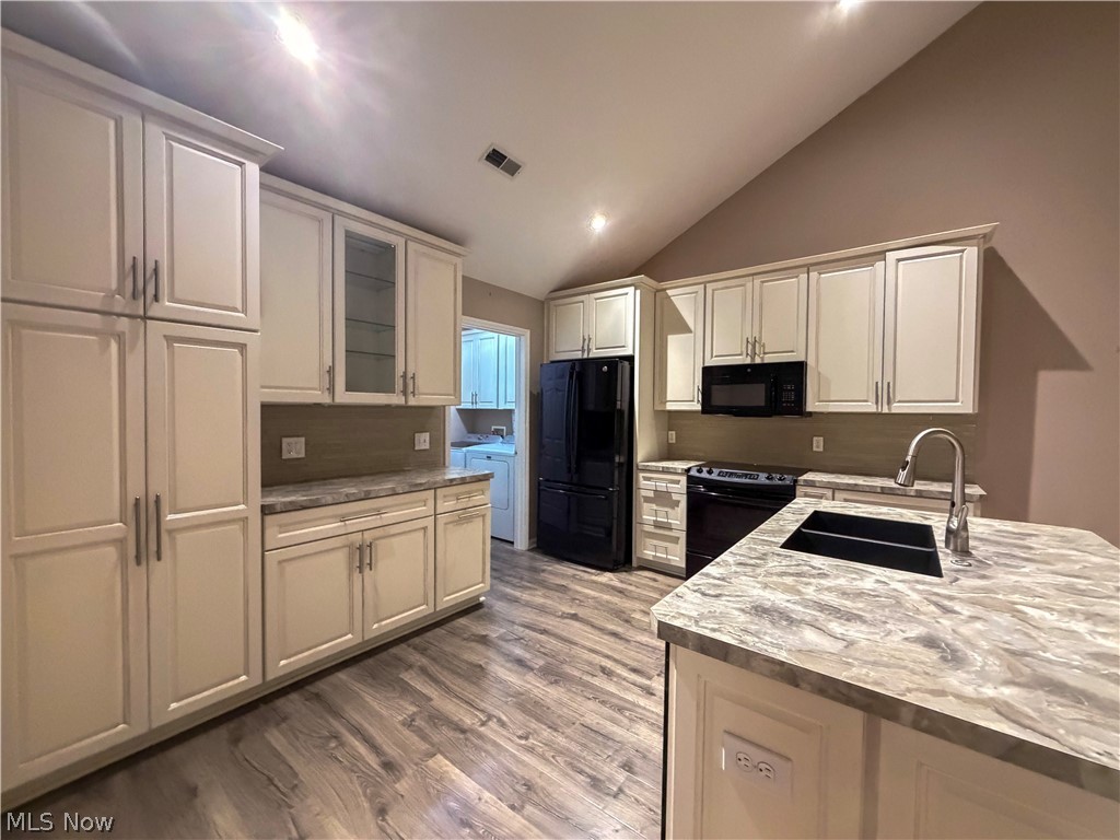584 Crossings Circle Tallmadge OH 44278