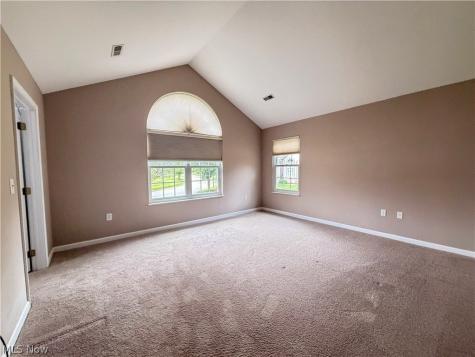 584 Crossings Circle Tallmadge OH 44278