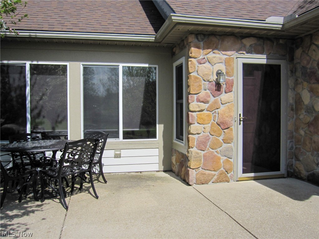 584 Crossings Circle Tallmadge OH 44278