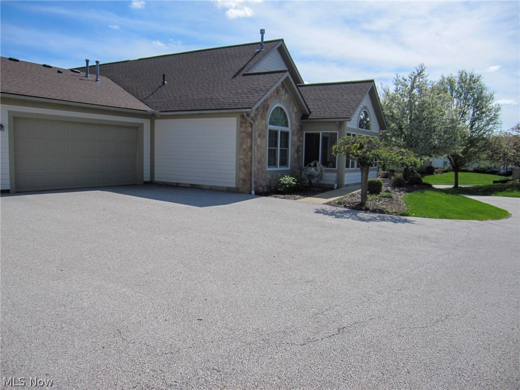 584 Crossings Circle Tallmadge OH 44278