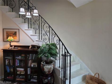 13 Meadowlawn Drive Mentor OH 44060