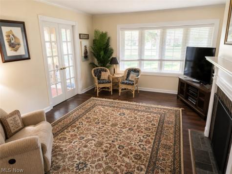 13 Meadowlawn Drive Mentor OH 44060