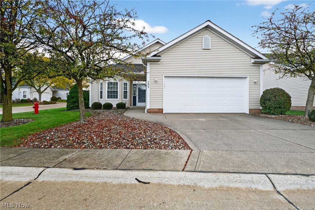 205 Village Drive Seven Hills OH 44131