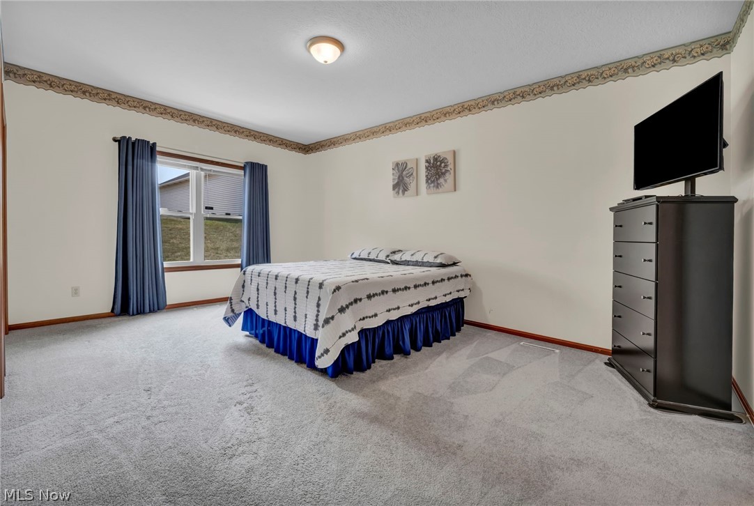 205 Village Drive Seven Hills OH 44131