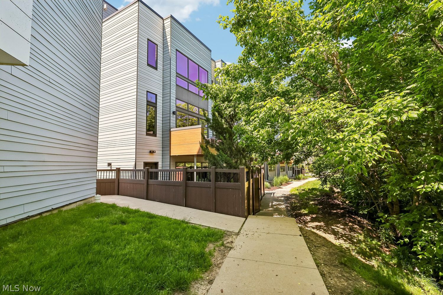 18875 Riversouth Terrace Fairview Park OH 44126