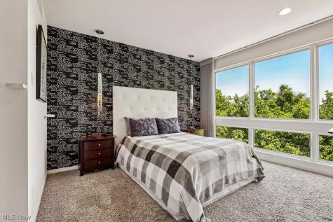 18875 Riversouth Terrace Fairview Park OH 44126