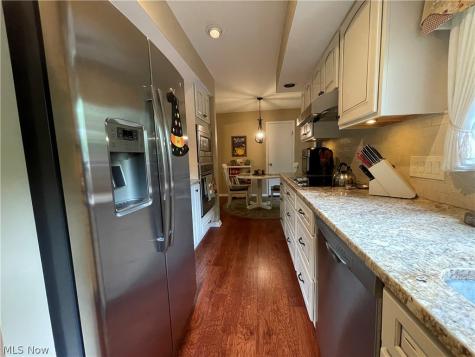 1936 Hemlock Drive Kent OH 44240