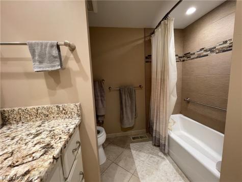 1936 Hemlock Drive Kent OH 44240