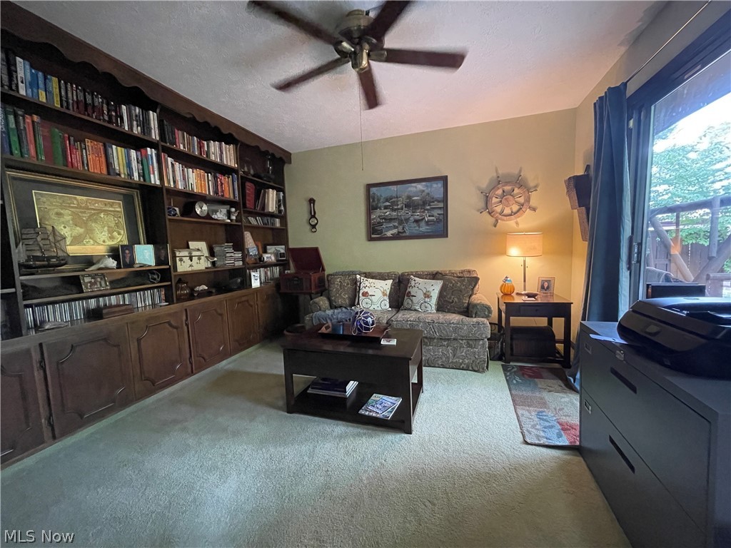 1936 Hemlock Drive Kent OH 44240