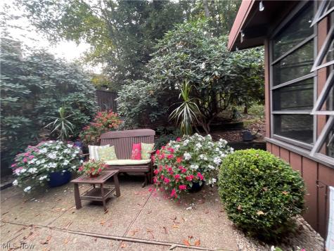 1936 Hemlock Drive Kent OH 44240