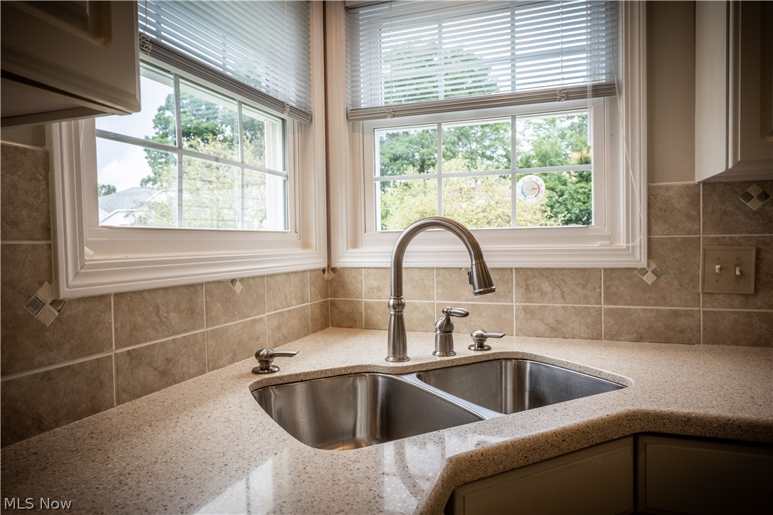 3790 Woodbury Oval Stow OH 44224